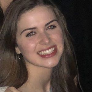 Meet your Posher, Alyssa